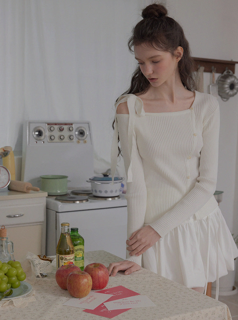 [TWEE] Late One-Shoulder Strap Asymmetrical Knit-3